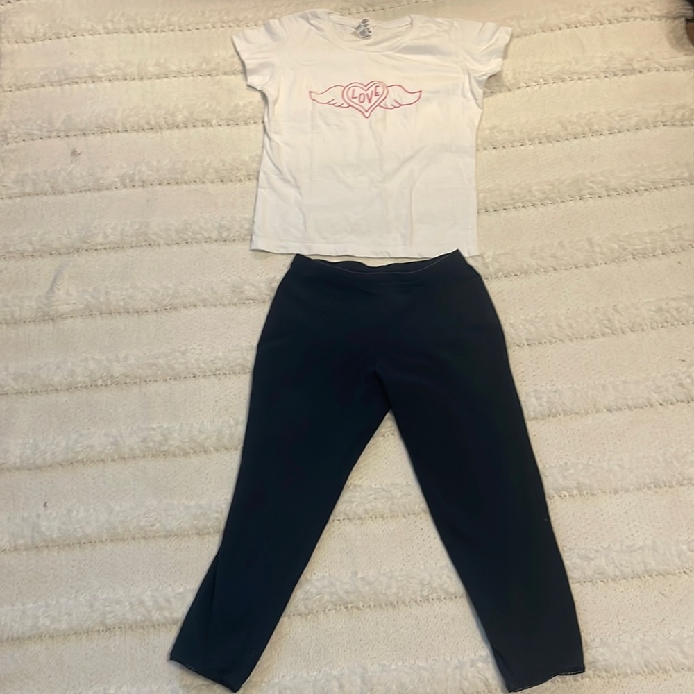 Alstyle top love heart wings white XL & street legal black leggings girls 14 16
